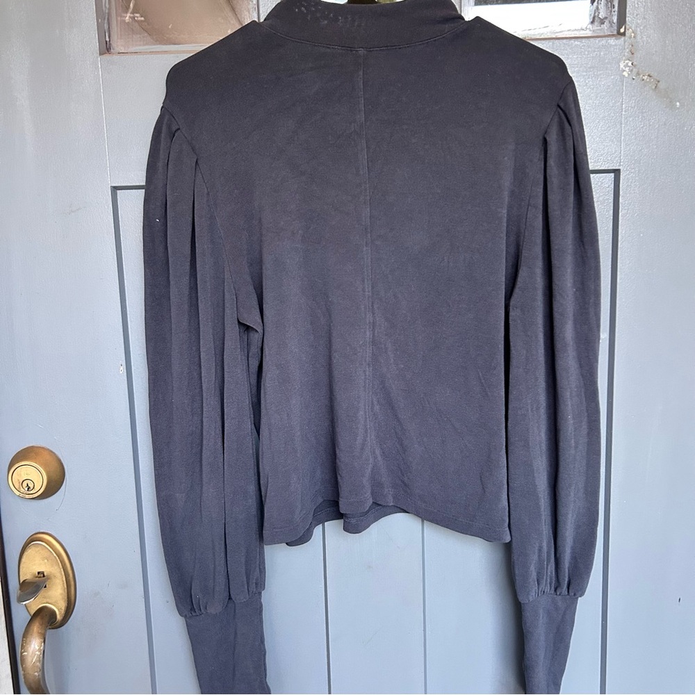 Free Peoples Small Dark Gray Long Sleeve Blouse